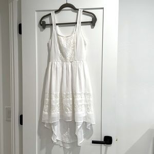 White Dress with Lace Detail - Band Of Gypsies